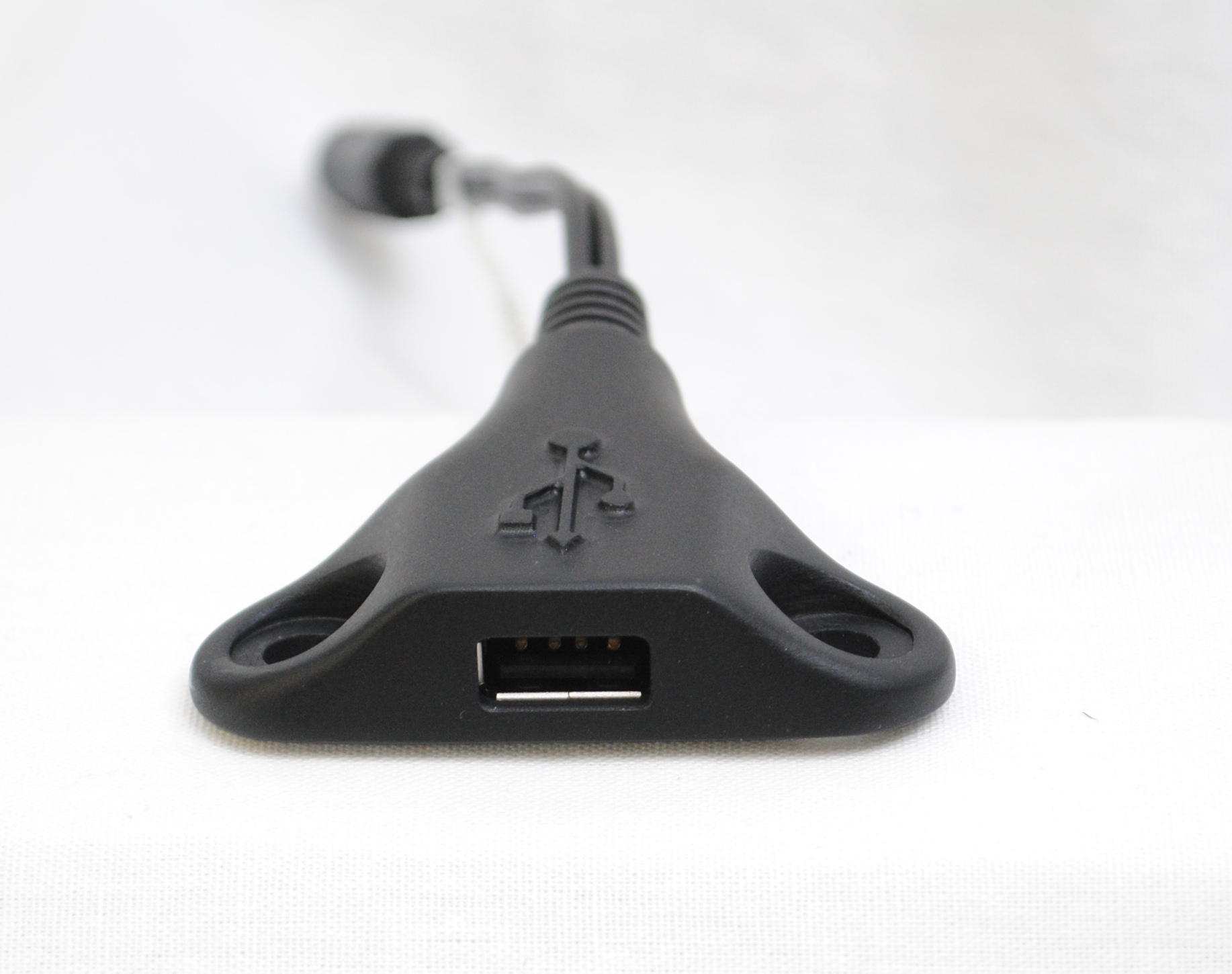 'Screw Mount Single USB Charger